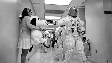 Zasłona do filmu "Peanuts in Space: Secrets of Apollo 10" #1012662
