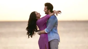 Zasłona do filmu "तू झूठी मैं मक्कार" #385224