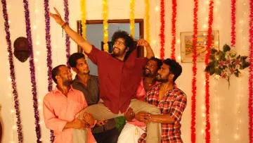 Zasłona do filmu "பித்தல மாத்தி" #503511