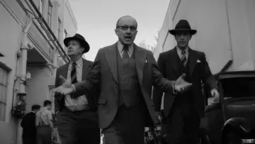 Zasłona do filmu "Mank" #267830