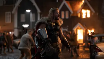 Zasłona do filmu "Thor: Miłość i grom" #312815