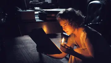 Zasłona do filmu "Agentka" #1783748