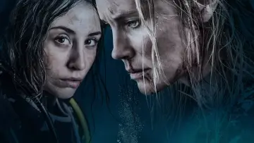 Zasłona do filmu "Pod powierzchnią" #263976