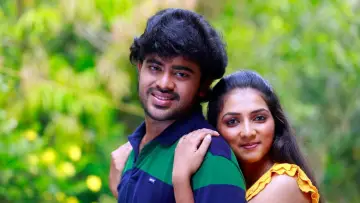 Zasłona do filmu "A for ആപ്പിള്‍" #1622881