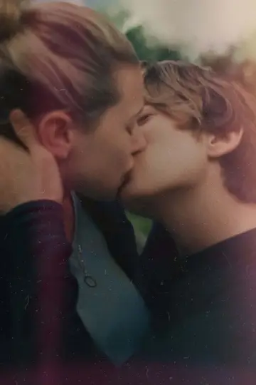Plakat do filmu "Chemical Hearts" #220782