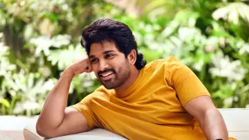 Zasłona do filmu "అల వైకుంఠపురములో" #399393