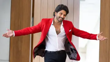 Zasłona do filmu "అల వైకుంఠపురములో" #880118