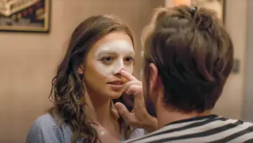 Zasłona do filmu "Tak właśnie działa świat" #1170387