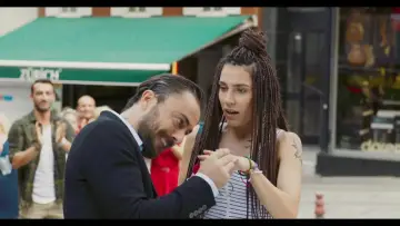Zasłona do filmu "Tak właśnie działa świat" #1170391