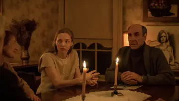 Zasłona do filmu "Co widać i słychać" #1746539