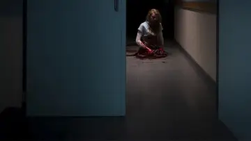 Zasłona do filmu "Klinika grozy" #348174