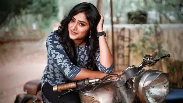 Zasłona do filmu "777 ಚಾರ್ಲಿ" #418946