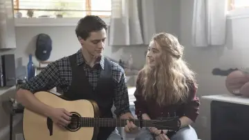 Zasłona do filmu "Chmury" #175220