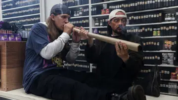 Zasłona do filmu "Clerks - Sprzedawcy III" #377798