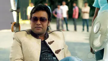 Zasłona do filmu "স্বপ্নের ঘর" #1162098