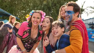 Zasłona do filmu "Dzień na tak" #885305