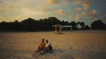 Zasłona do filmu "Some Kind of Heaven" #1889635
