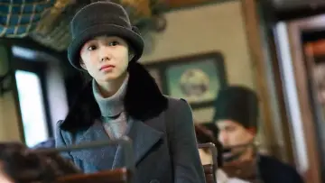 Zasłona do filmu "悬崖之上" #392938