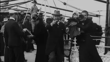 Zasłona do filmu "Bracia Lumière. Przygoda trwa!" #1568618