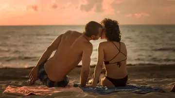 Zasłona do filmu "Chłopcy pracujący: Miami" #897076