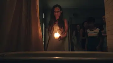 Zasłona do filmu "Ty jesteś następna" #388114
