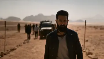 Zasłona do filmu "డ్రాగన్" #1836411