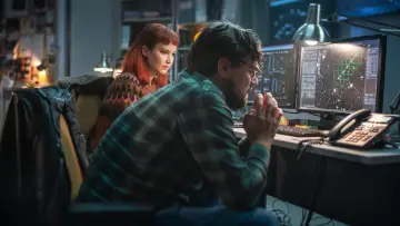 Zasłona do filmu "Nie patrz w górę" #238162