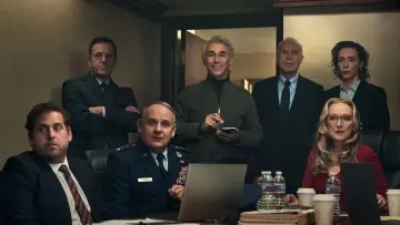 Zasłona do filmu "Nie patrz w górę" #238165