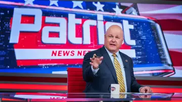 Zasłona do filmu "Nie patrz w górę" #238180
