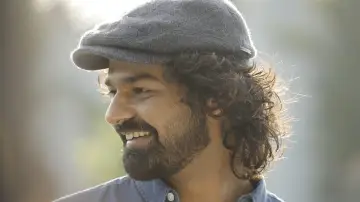 Zasłona do filmu "ഹൃദയം" #493550