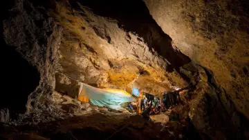 Zasłona do filmu "Inverse Everest" #1166799