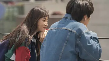 Zasłona do filmu "비와 당신의 이야기" #1853729