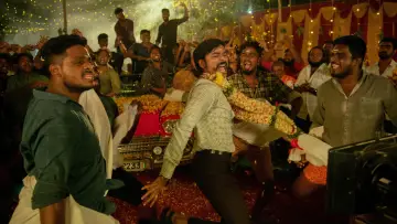 Zasłona do filmu "Jagame Thandhiram" #1088704