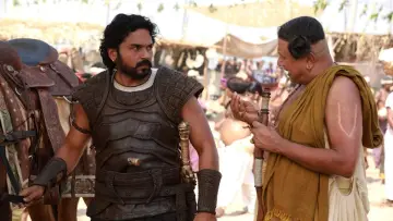 Zasłona do filmu "பொன்னியின் செல்வன்: பாகம் 1" #418257