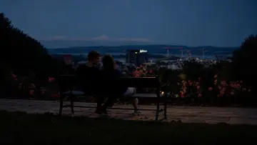 Zasłona do filmu "Najgorszy człowiek na świecie" #931261