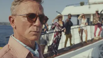 Zasłona do filmu "Glass Onion: Film z serii „Na noże”" #173081