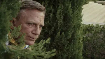 Zasłona do filmu "Glass Onion: Film z serii „Na noże”" #592480
