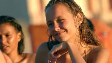 Zasłona do filmu "Mektoub, My Love: Canto Due" #765429