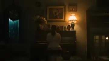 Zasłona do filmu "Danur: The Last Chapter" #761797