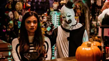 Zasłona do filmu "Terrifier 2:  Masakra w Święta" #263153