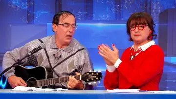 Zasłona do filmu "Les chevaliers du fiel dynamitent 2019" #477923