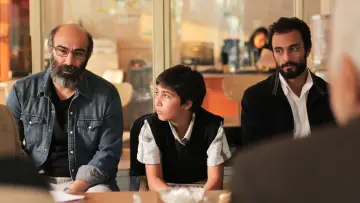Zasłona do filmu "Bohater" #399263