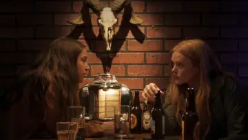 Zasłona do filmu "Polowanie na czarownice" #404661
