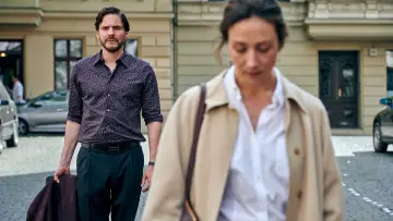 Zasłona do filmu "Jedenaste: znaj sąsiada swego" #471852