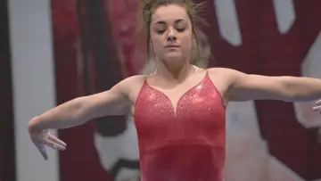 Zasłona do filmu "Athlete A: Sport w cieniu skandalu" #414466