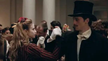 Zasłona do filmu "Bal szalonych kobiet" #407117