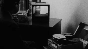 Zasłona do filmu "Zwyczajny kraj" #971696