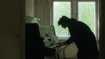 Zasłona do filmu "Pripyat Piano" #1821642