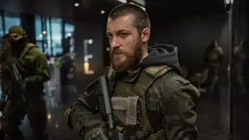 Zasłona do filmu "Tyler Rake 2" #169676