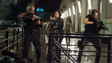 Zasłona do filmu "Resident Evil: Retrybucja" #372808